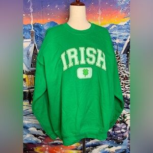 Green Unisex Irish Print Comfy Crew Neck Sweatshirt XL NWOT